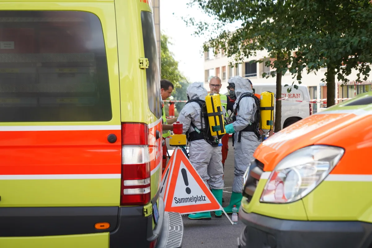 Grosseinsatz wegen Austritt von grossen Mengen Ammoniak in Pfäffikon.